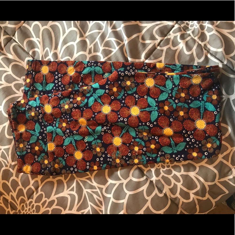 OS Lularoe leggings